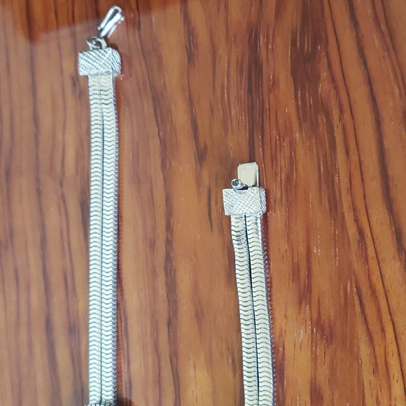 Vintage Castlecliff Beautiful Silver Necklace and Bracelet Set.  - Picture 7 of 14